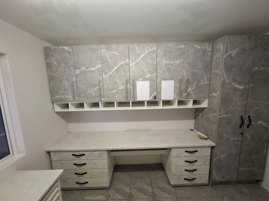 To Let Commercial Property for Rent in Brackenfell Central Western Cape